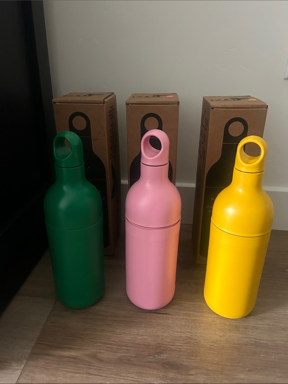 NEW Buoy Water Bottles – 3 Pack Bundle – Pink, Yellow, Green
30oz